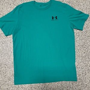 Men’s cotton under armor T-shirt, size large. Good condition!